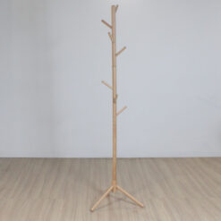 PERCHERO DE PIE GEORGIA NÓRDICO COLOR MADERA