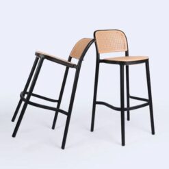 BANQUETA THONET PP NEGRA