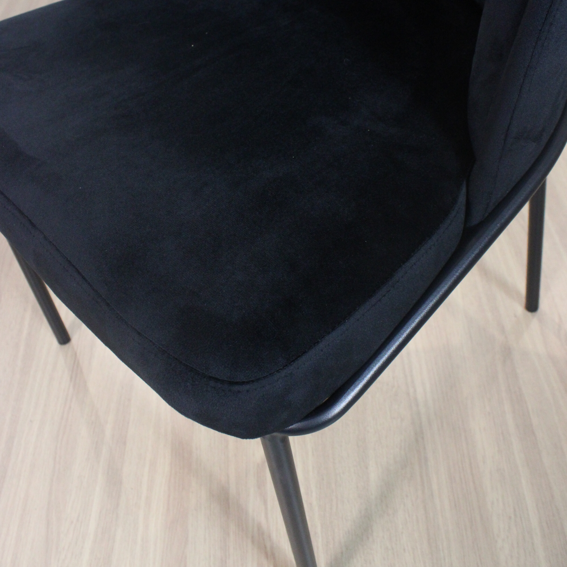 SILLON BURGUES NEGRA-2